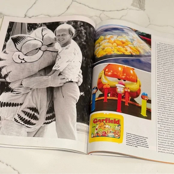 Life Magazine Garfield Greatest. Cat. Ever. (‎ Just Ask Him )  2025 - Picture 4 of 4